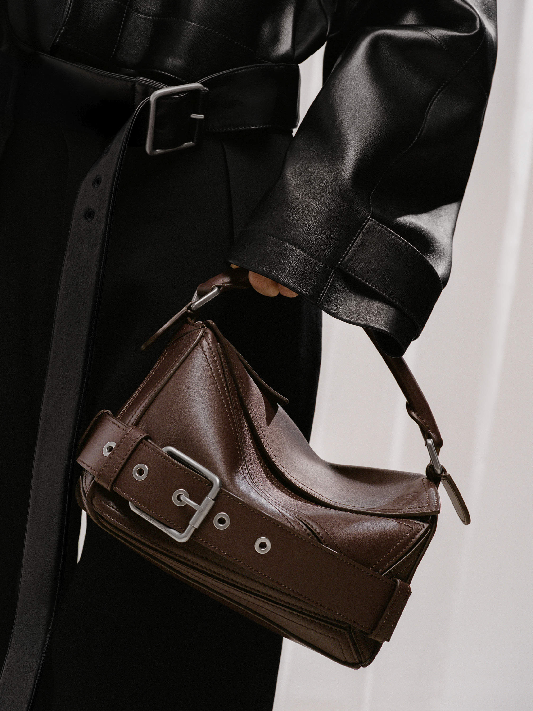 ロエベ公式オンラインストア｜LOEWE